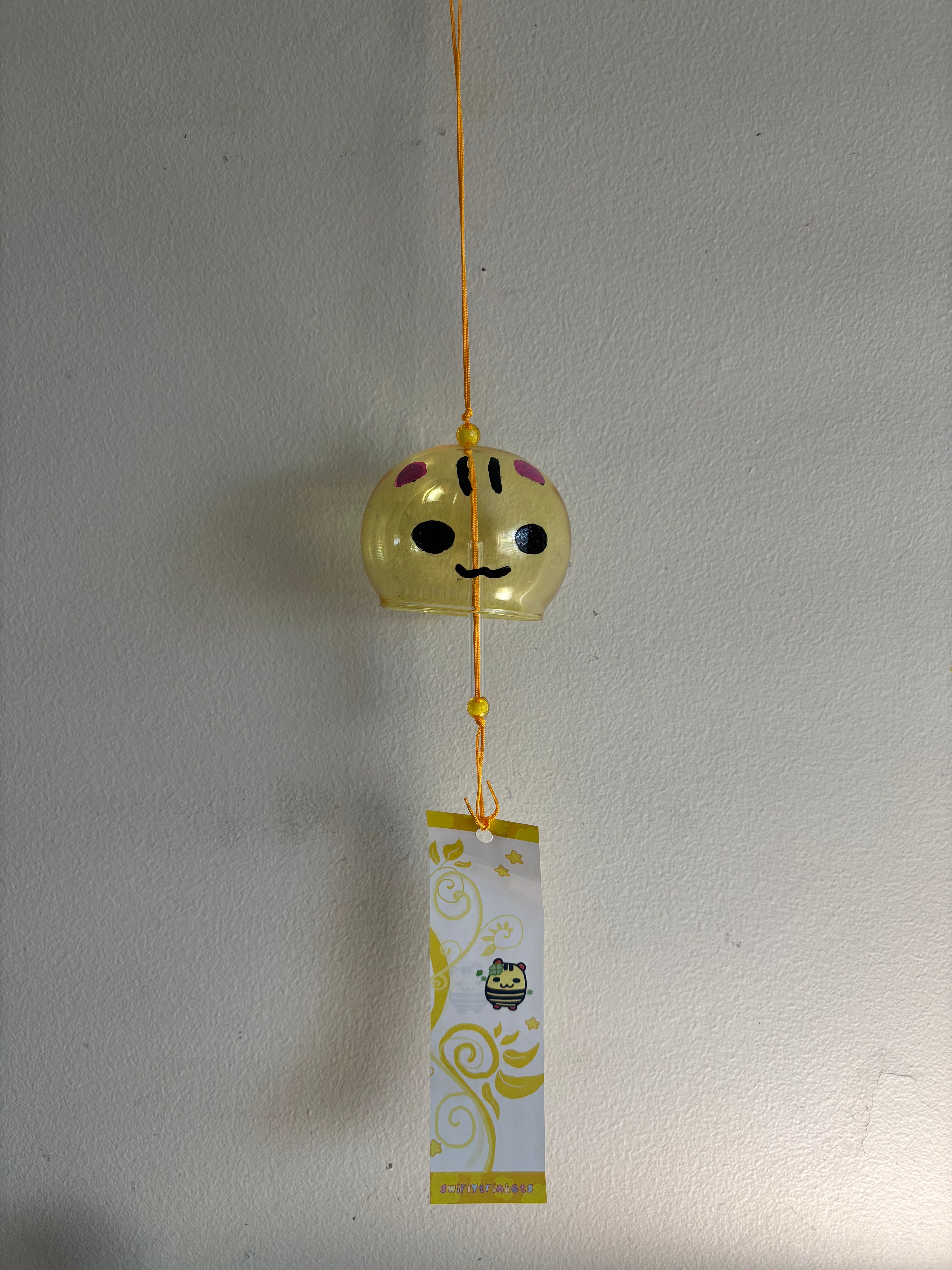 Hand-painted windchime - Shima shima (yellow) 🐝