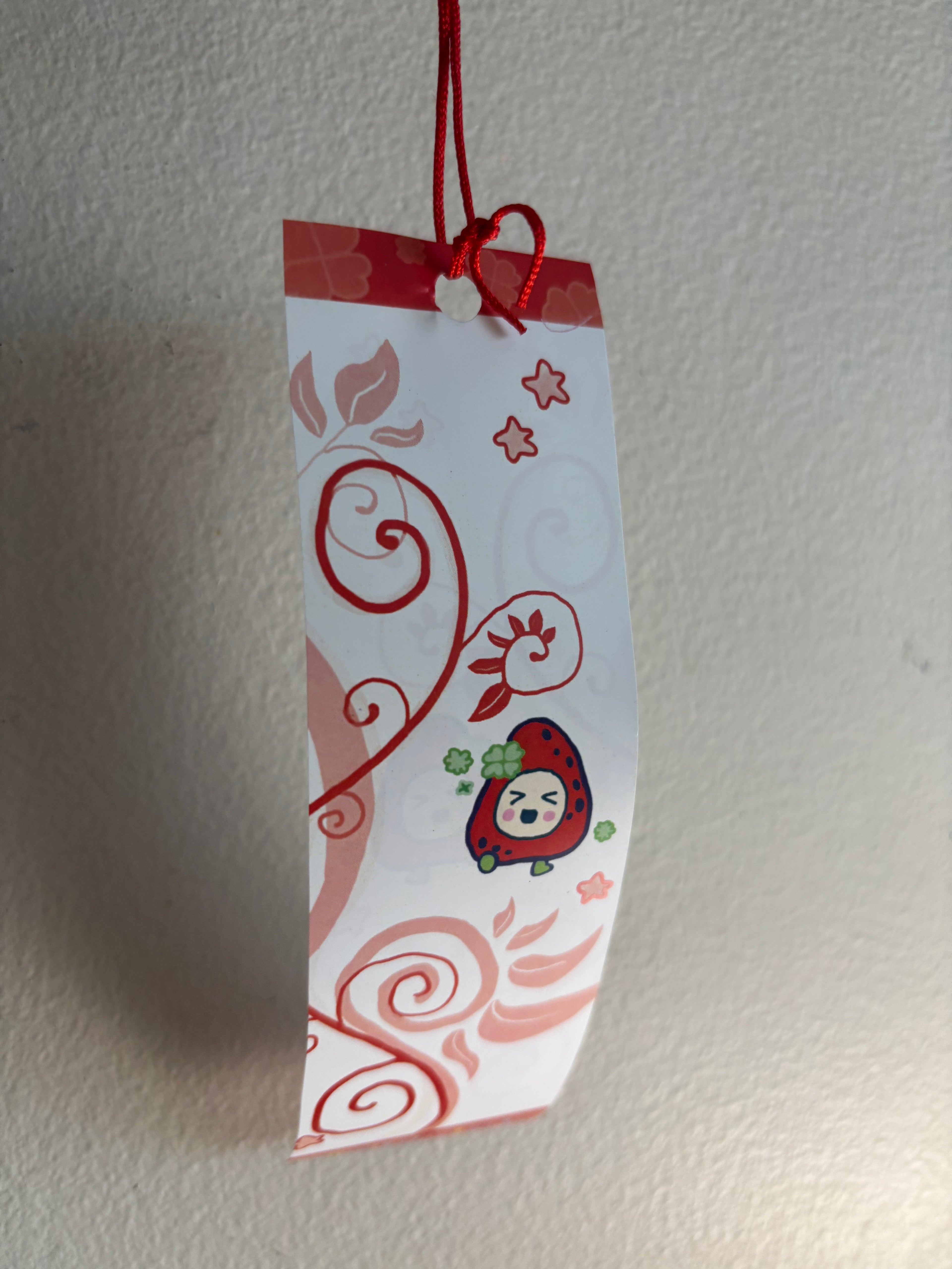 Hand-painted windchime - strawberry friend (red) 🍓